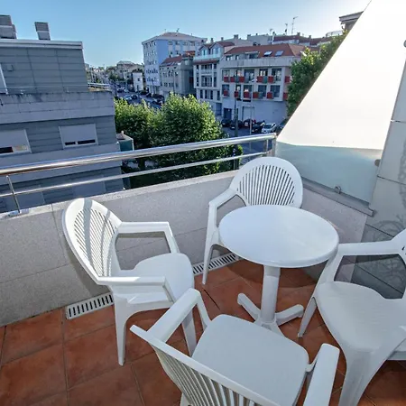 2 Bedrooms With Sea View Furnished Terrace And Wifi At Appartement Cangas
