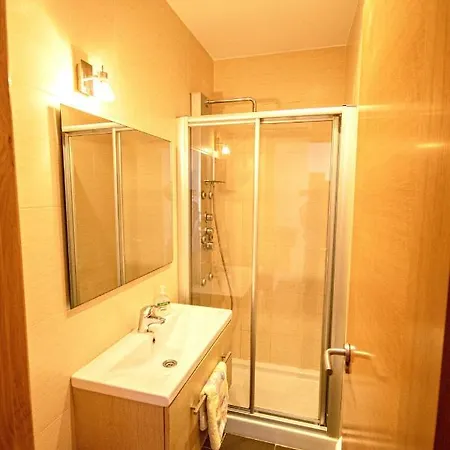2 Bedrooms With Sea View Furnished Terrace And Wifi At *